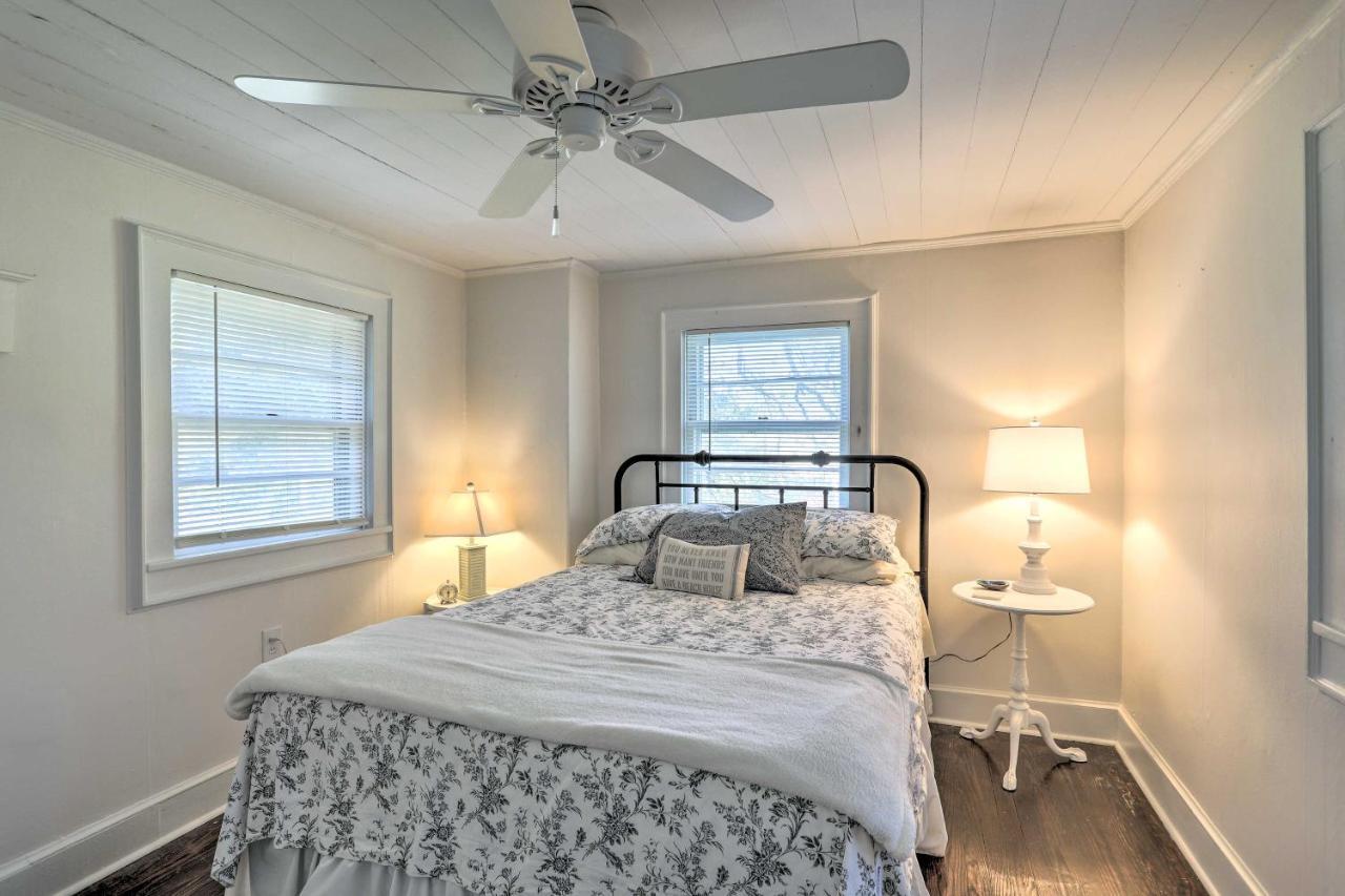 Coastal, Walkable Home In Historic Southport! ภายนอก รูปภาพ
