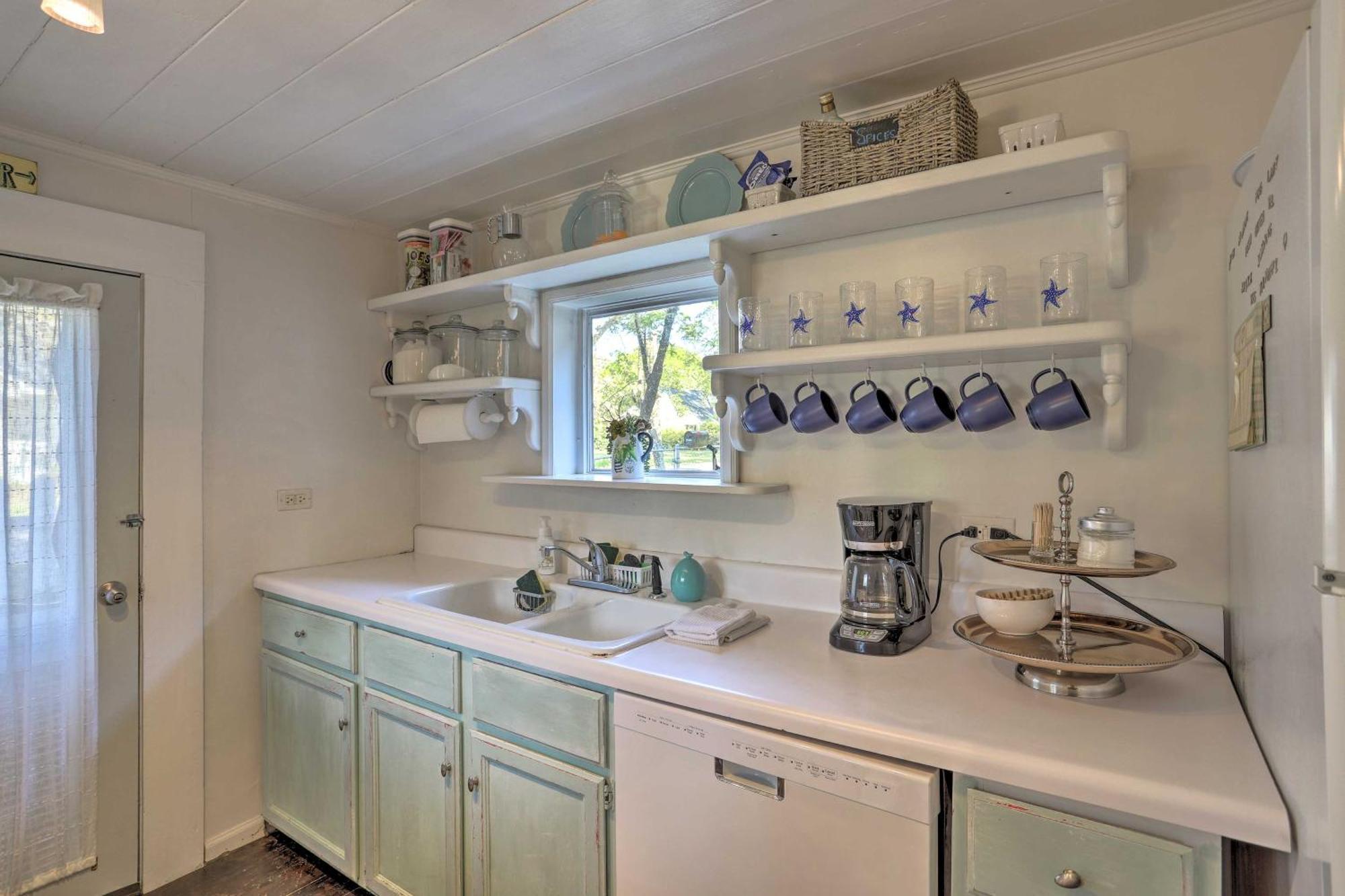 Coastal, Walkable Home In Historic Southport! ภายนอก รูปภาพ