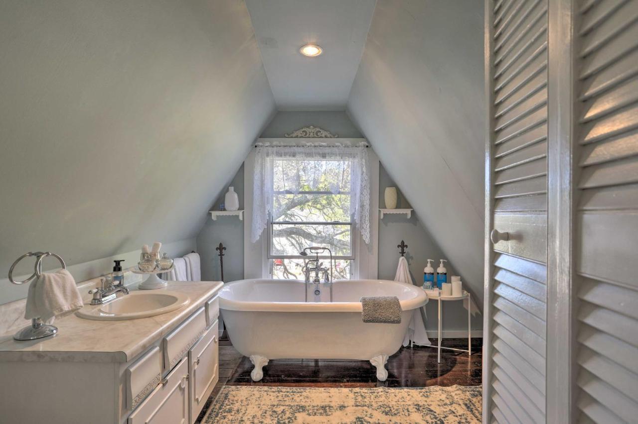 Coastal, Walkable Home In Historic Southport! ภายนอก รูปภาพ